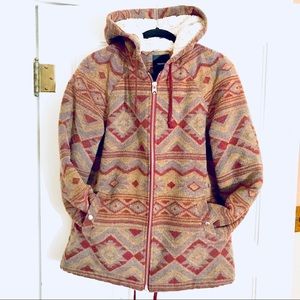 🌟Forever 21 patterned Fall/Winter Coat
